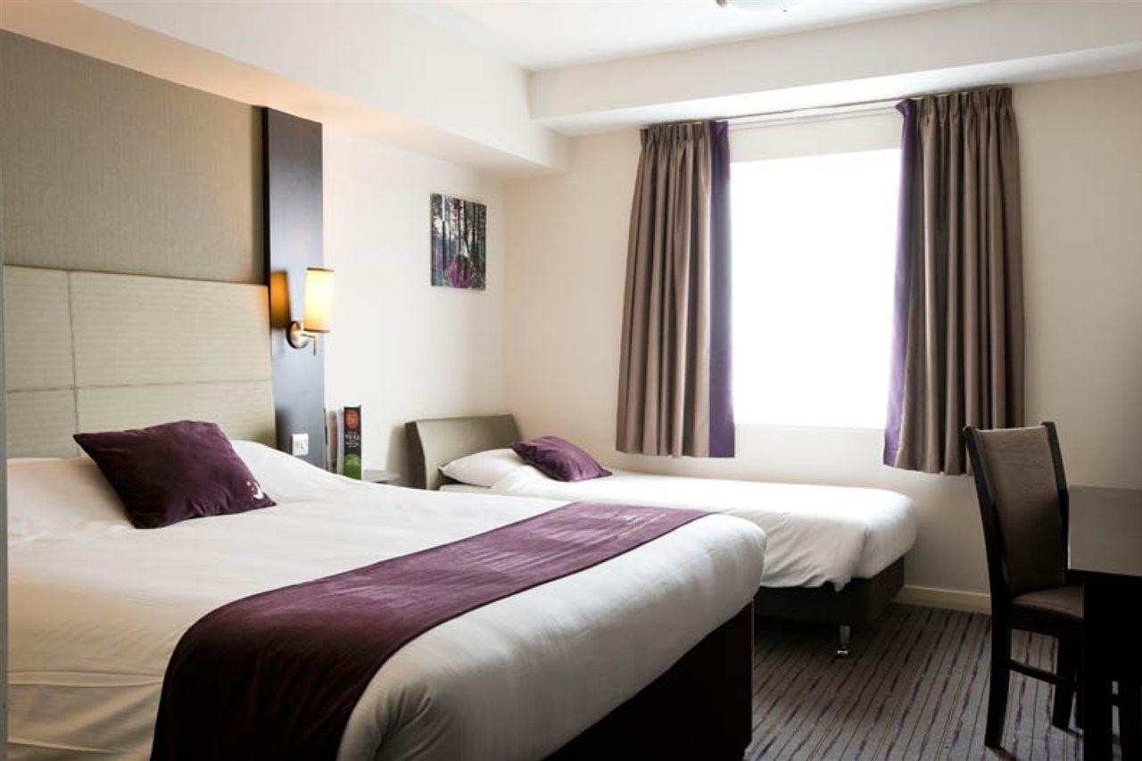 Premier Inn Newcastle City Centre Millennium Bridge Exterior photo
