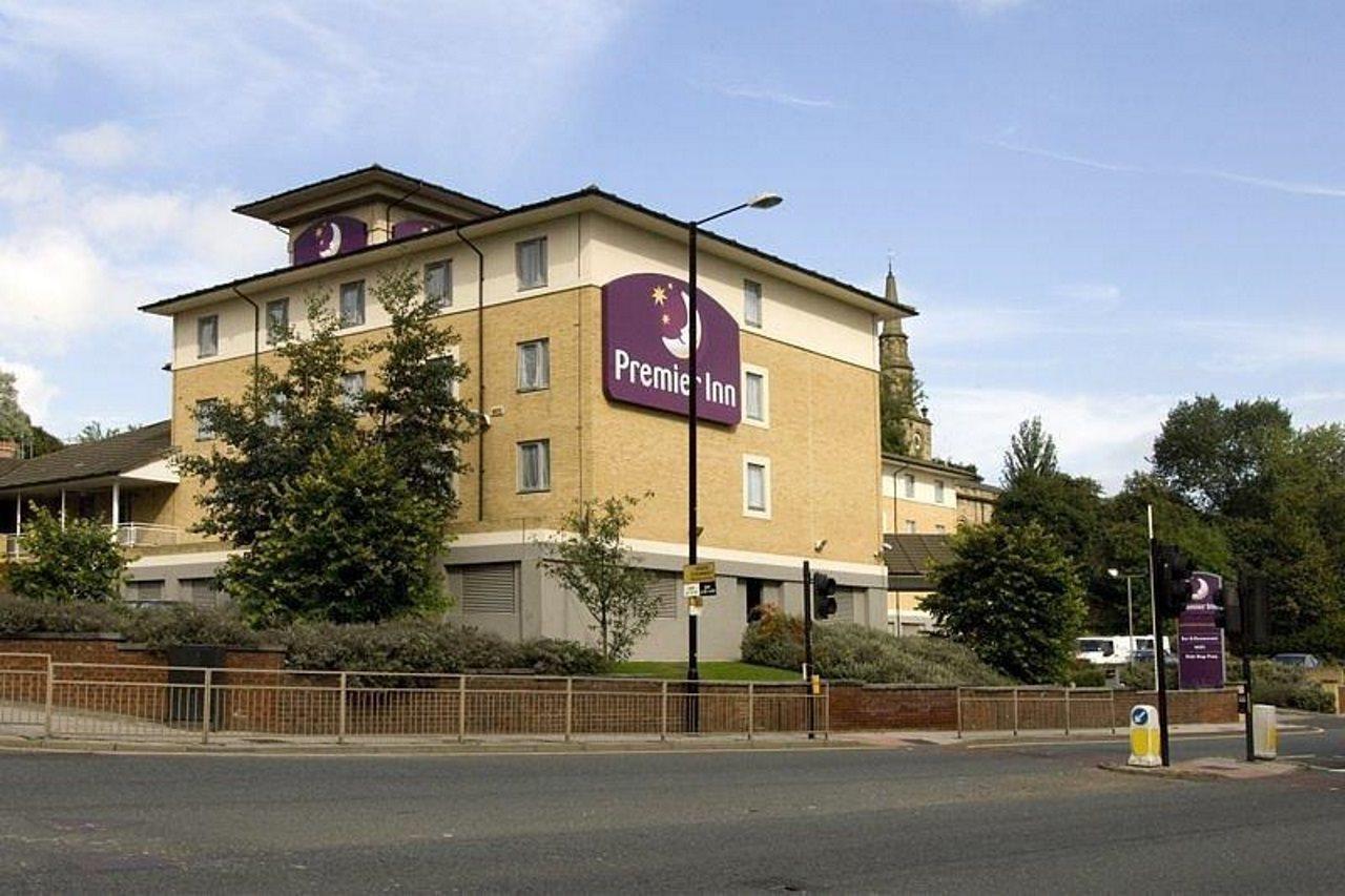 Premier Inn Newcastle City Centre Millennium Bridge Exterior photo