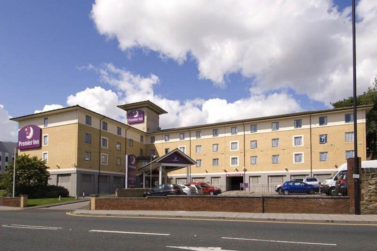 Premier Inn Newcastle City Centre Millennium Bridge Exterior photo